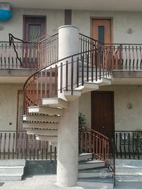 S.Tecla appartamento con garage e posto auto