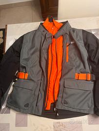 Abbigliamento moto