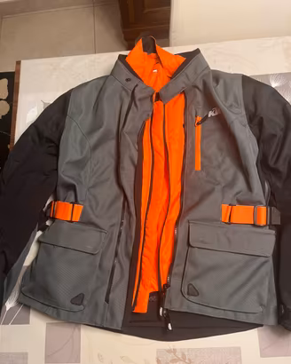 Abbigliamento moto