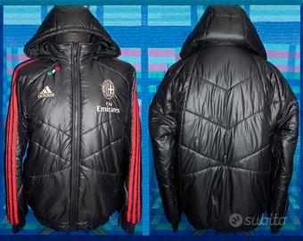 giubbotto bomber Milan in dotazione squadra 