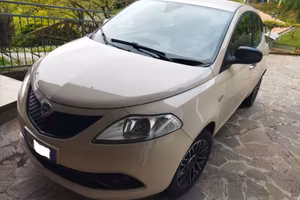 Lancia Ypsilon Gold Plus - GPL