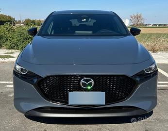 Mazda 3 IV 5 porte 5p 2.0 m-hybrid Homura 150cv