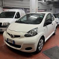 Toyota Aygo 1.0 12V VVT-i 5 porte Sol Connect