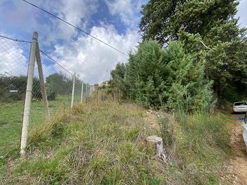 Terreno di 1305 m² a Perugia
