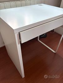 Scrivania