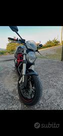 Ducati monster 796