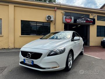 Volvo V40 2018 2.0 DIESEL 98.000 KM EURO6