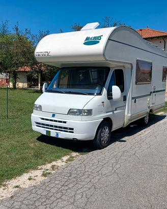 MCLOUIS 6 posti in vetroresina 