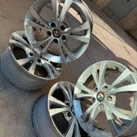 cerchi alfaromeo gulietta da 16