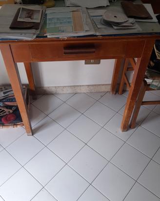 cattedra in legno 