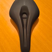 Sella Fizik Aidon Terra X5 Carbon nero 160mm