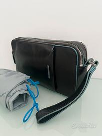 Pochette piqadro pelle blu