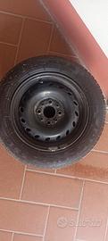 Pneumatici per fiat 600