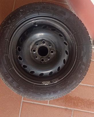Pneumatici per fiat 600