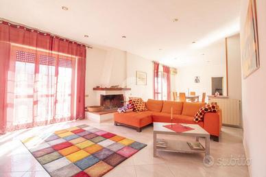 4 LOCALI A MARCELLINA