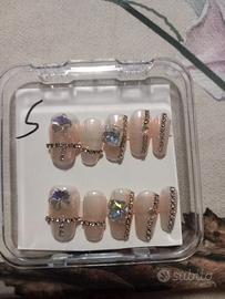 PRESS ON MODELLO CON STRASS E DIAMONDS TAGLIA S