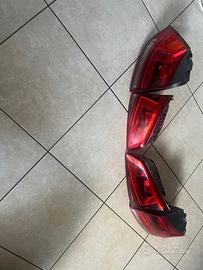 copia di fanali originali golf 7