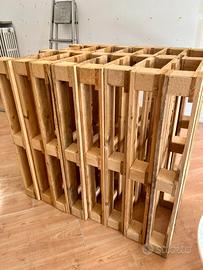 8 Bancali in Legno (Nuovi/Esposizione)