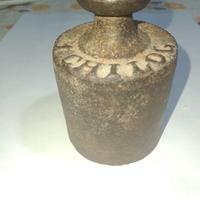 Antico peso da 1 kg per bilancia a due piatti