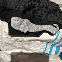 Busta di vestiti usati bambini