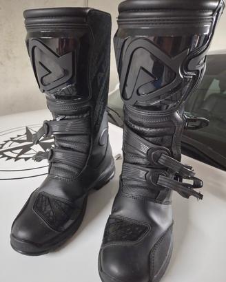 Stivali moto Acerbis. 