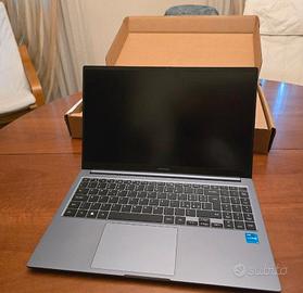 note ok Samsung book 4