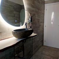 Lavabo pietra legno pero Pennabilli