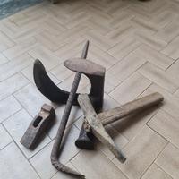 Attrezzi antichi per riparare scarpe