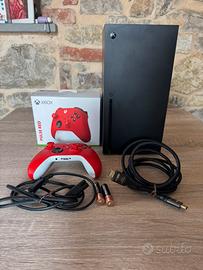 Console Xbox Series X con controller
