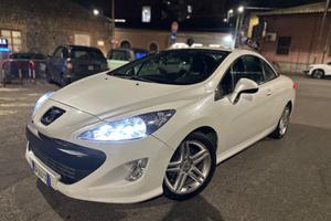 Peugeot 308 2.0 HDi 140CV CC Féline