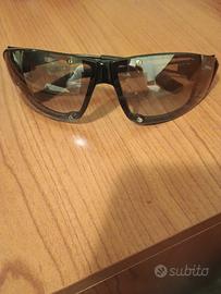 occhiali da sole 