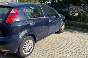 Grande Fiat Punto 2015