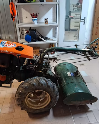 Motocoltivatore Goldoni 14cv con attrezzi 