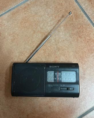 radio portatile vintage Sony ICF-380 FM/AM