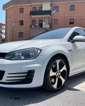 Volkswagen Golf GTI 2.0 TSI DSG 5p. !! SUPER PREZZ