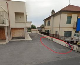 Posti auto a ceriale, ribasso da 12 A 9.000 euro