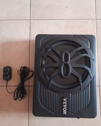 subwoofer attivo sottosedile