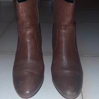 Stivaletti in vera pella