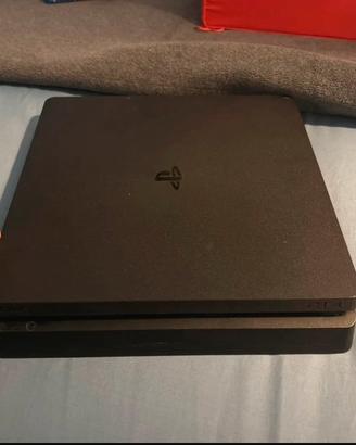 Ps 4 usata