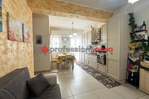 Pedara Centro - 3 Vani Ristrutturato con Garage