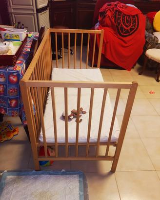 lettino in legno di faggio Montessori designa