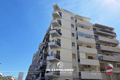 Via lazio appartamento con box auto