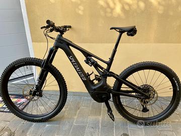 E-bike SPECIALIZED TURBO LEVO CARBONIO
