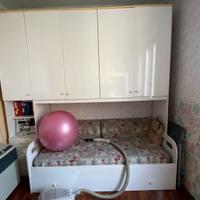 Cameretta con armadio a ponte