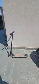 monopattino freestyle professionale NATIVE