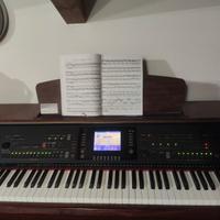 Yamaha Clavinova CVP303 88 weighted keys