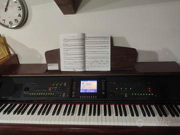 Yamaha Clavinova CVP303 88 weighted keys