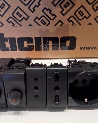 Apparecchi di comando BTicino