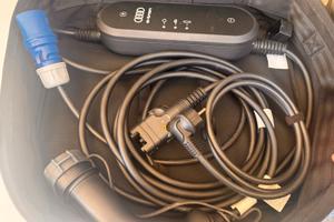 Audi E-tron charging system compact