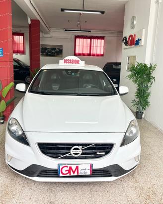 Volvo V40 D2 1.6 R-design Kinetic